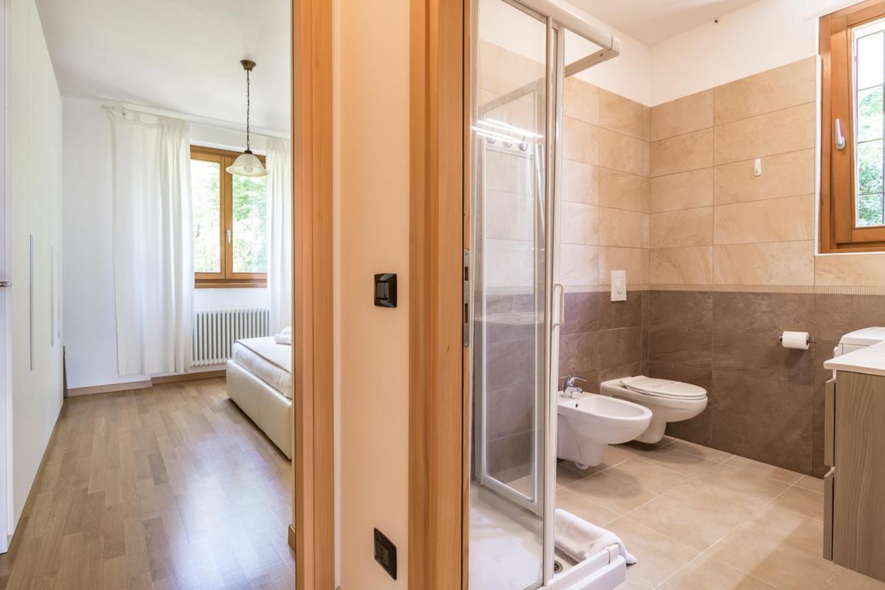 Apartment Gli Ulivi 4 - Tremezzina Tremezzo Luaran gambar
